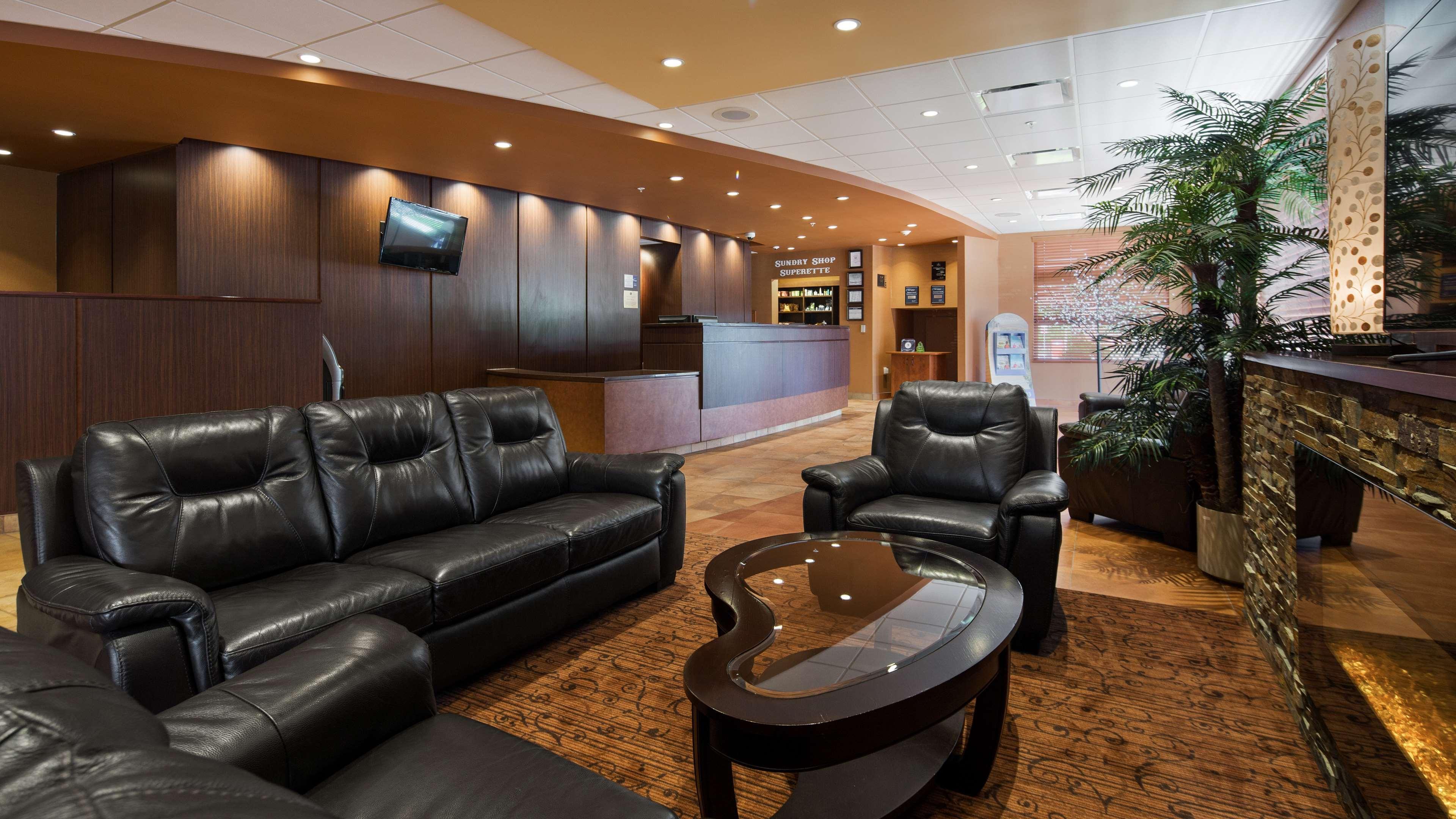 Best Western Plus, Bathurst Hotel & Suites Eksteriør billede