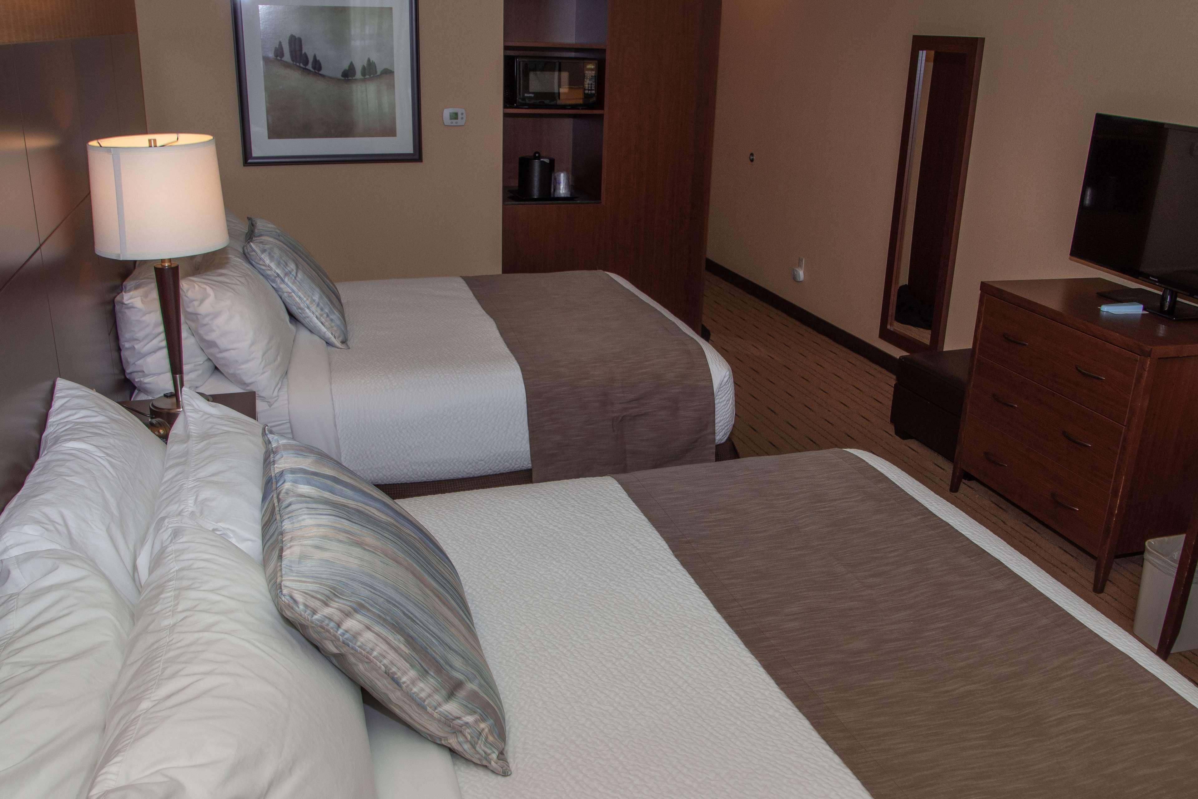 Best Western Plus, Bathurst Hotel & Suites Eksteriør billede