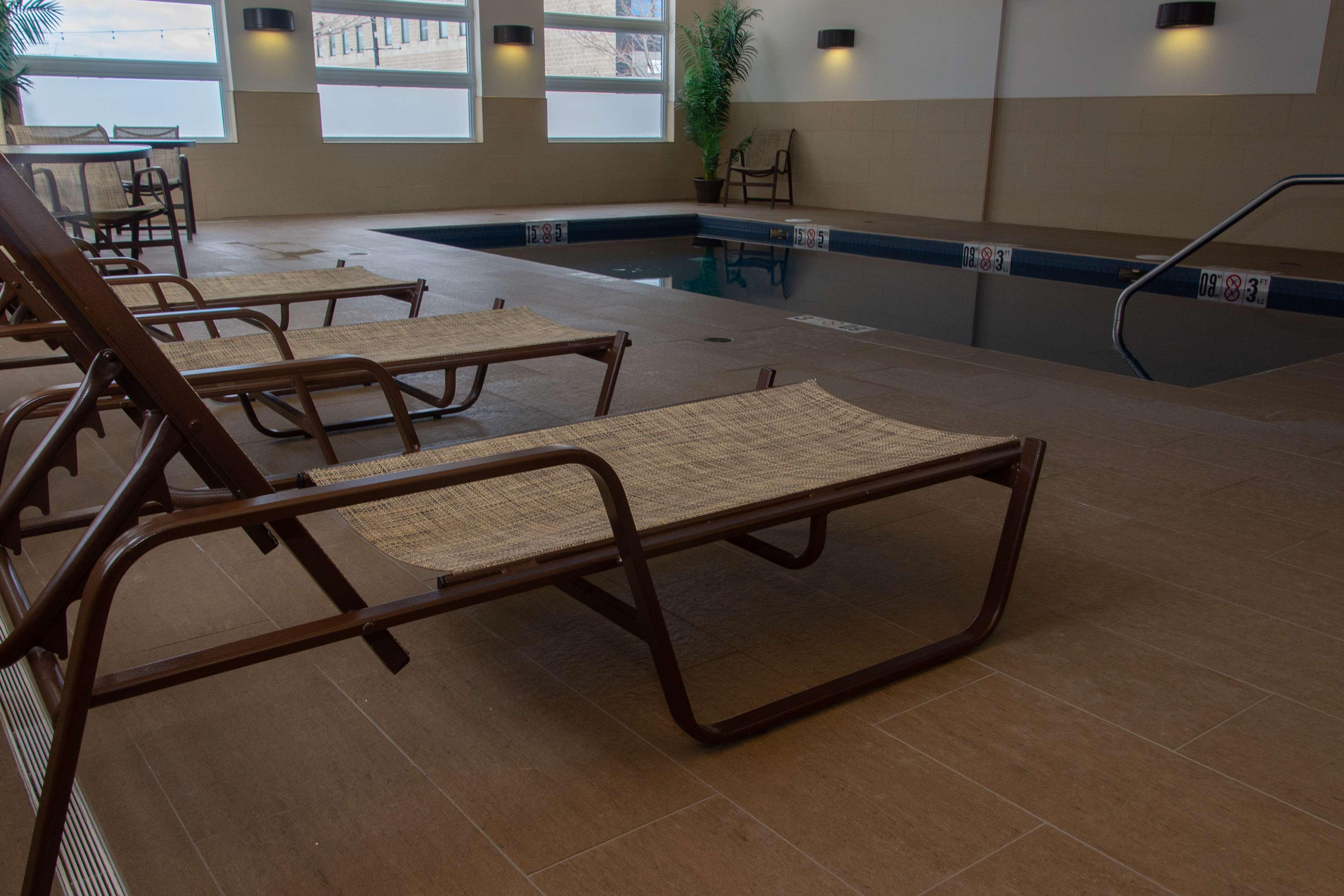 Best Western Plus, Bathurst Hotel & Suites Eksteriør billede