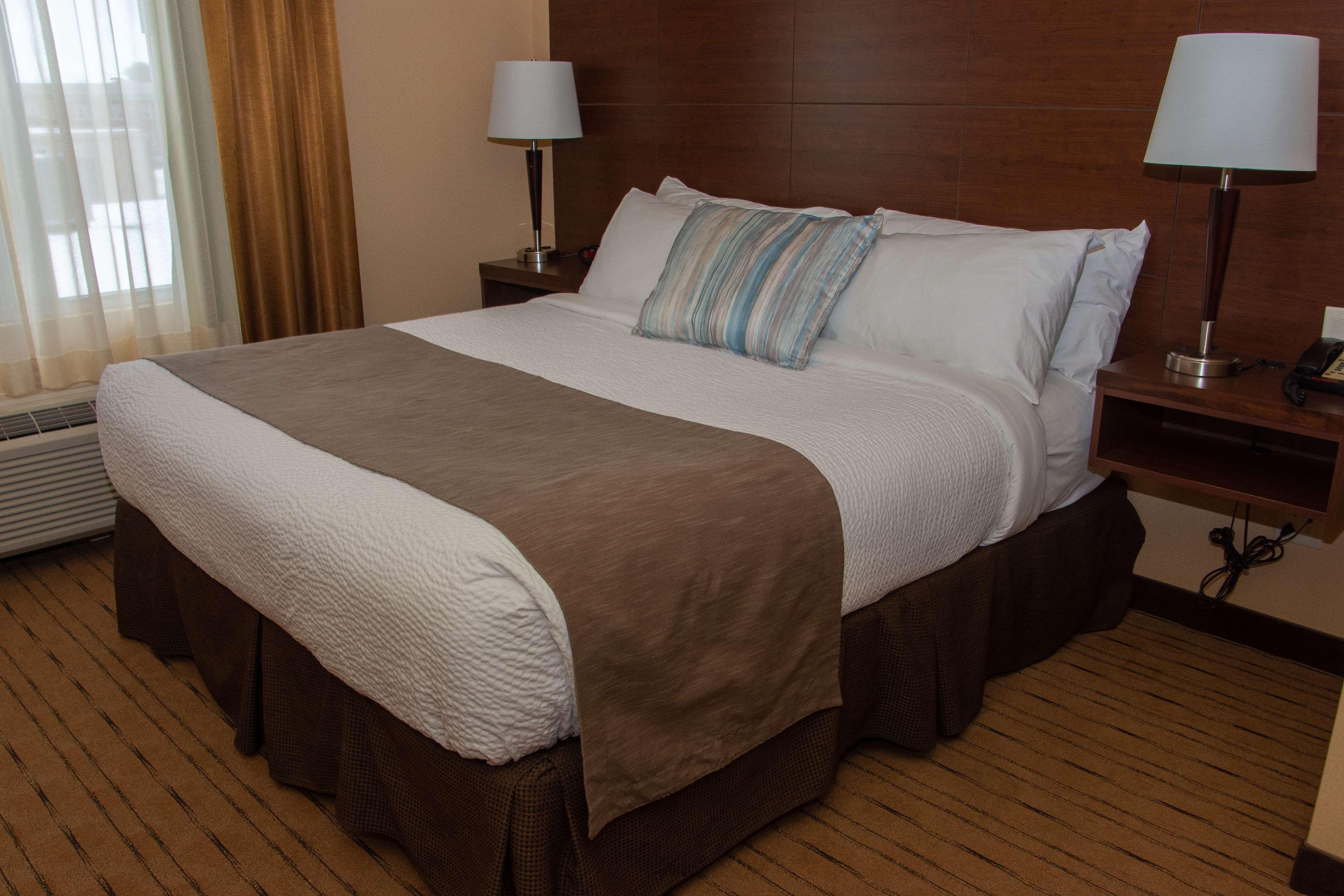 Best Western Plus, Bathurst Hotel & Suites Eksteriør billede