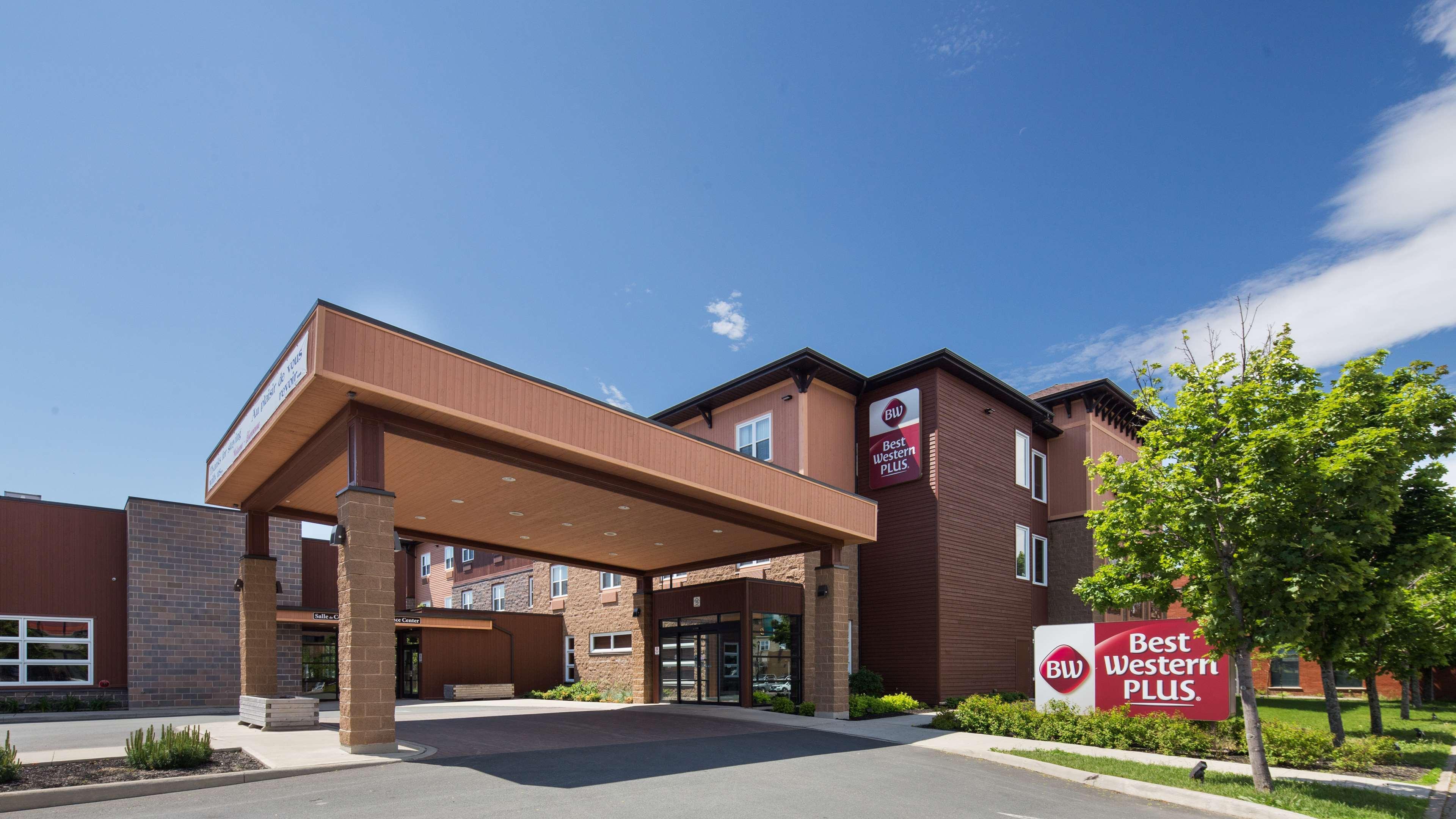 Best Western Plus, Bathurst Hotel & Suites Eksteriør billede